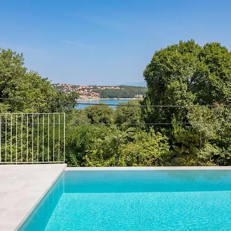 2 With Pool Soline, Krk, 280 M From Beach, By 4villas 빌라