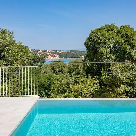 2 With Heated Pool Soline, Krk, 280 M From Beach, By 4villas Vila