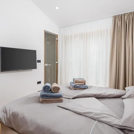 2 With Heated Pool Soline, Krk, 280 M From Beach, By 4villas Vila