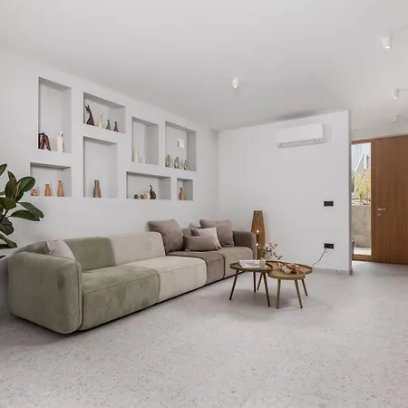 2 With Heated Pool Soline, Krk, 280 M From Beach, By 4villas Vila