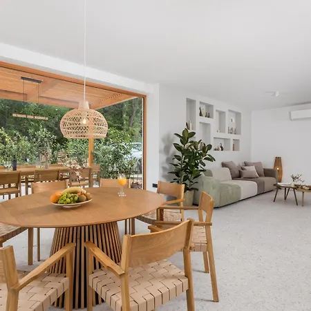 2 With Pool Soline, Krk, 280 M From Beach, By 4villas * 솔린