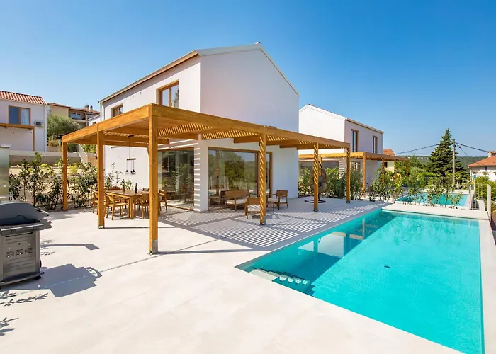 2 With Pool Soline, Krk, 280 M From Beach, By 4villas Soline (Krk)