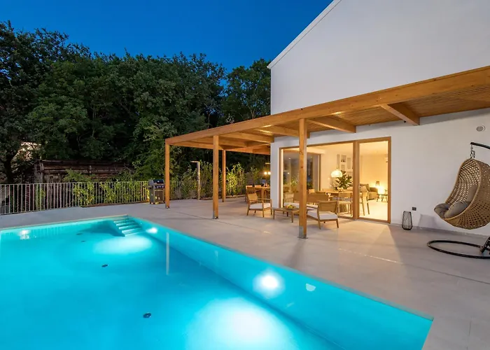 2 With Pool Soline, Krk, 280 M From Beach, By 4villas Vila *