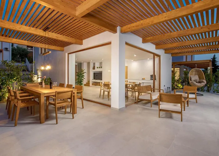 2 With Pool Soline, Krk, 280 M From Beach, By 4villas Vila *